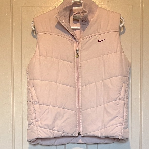 Nike Puffer Vest EUC! - Picture 1 of 3